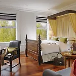The Dunraven, Hotel