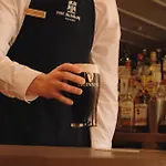 Hotel The Dunraven,