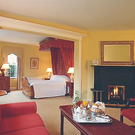 The Dunraven, 4* Adare