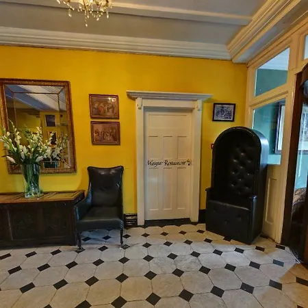 The Dunraven, 4* Adare