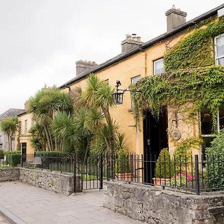 The Dunraven, 4*