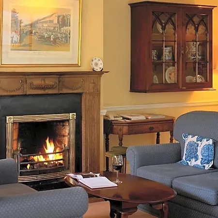 The Dunraven, 4*