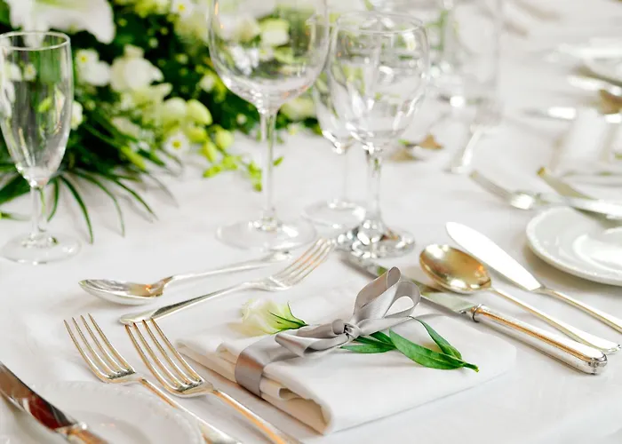 Hotel The Dunraven, 4*