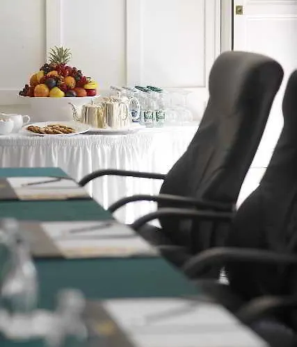 The Dunraven, 4* Adare